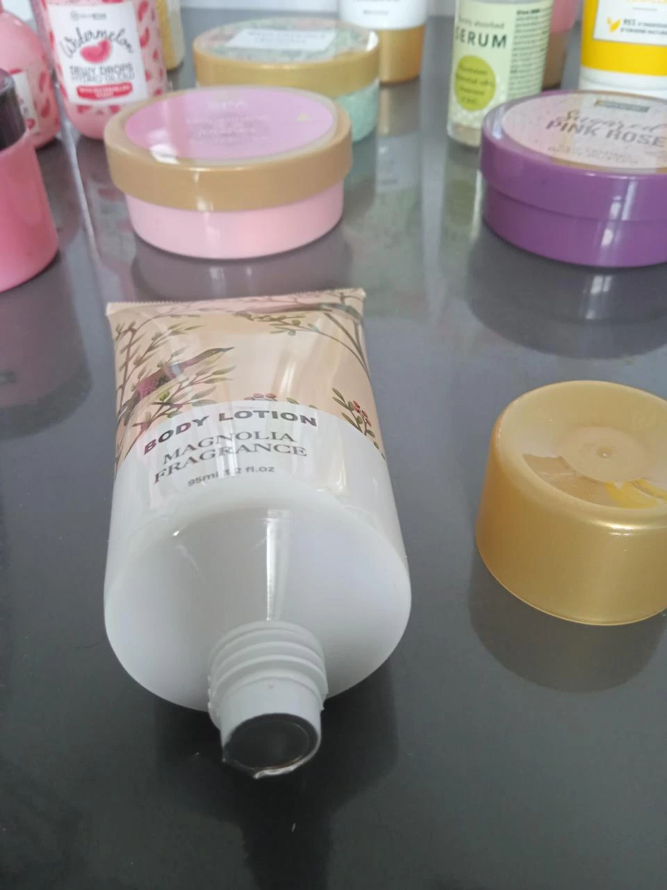 Gran lote de productos de belleza, suero, crema, exfoliante, sal de baño – photo 8